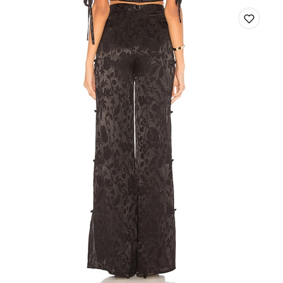 Chrissy Teigen x Revolve matcha pant - Picture 3 of 3